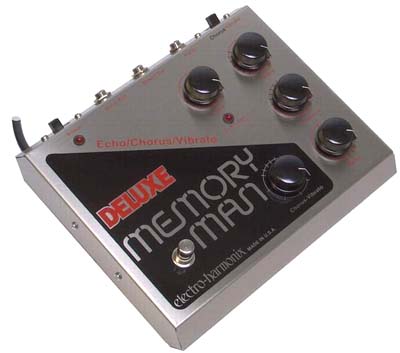Гитарная педаль Electro-Harmonix Deluxe Memory Man (аналоговый дилэй)