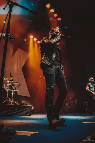 Thousand Foot Krutch - фотографии, концерт